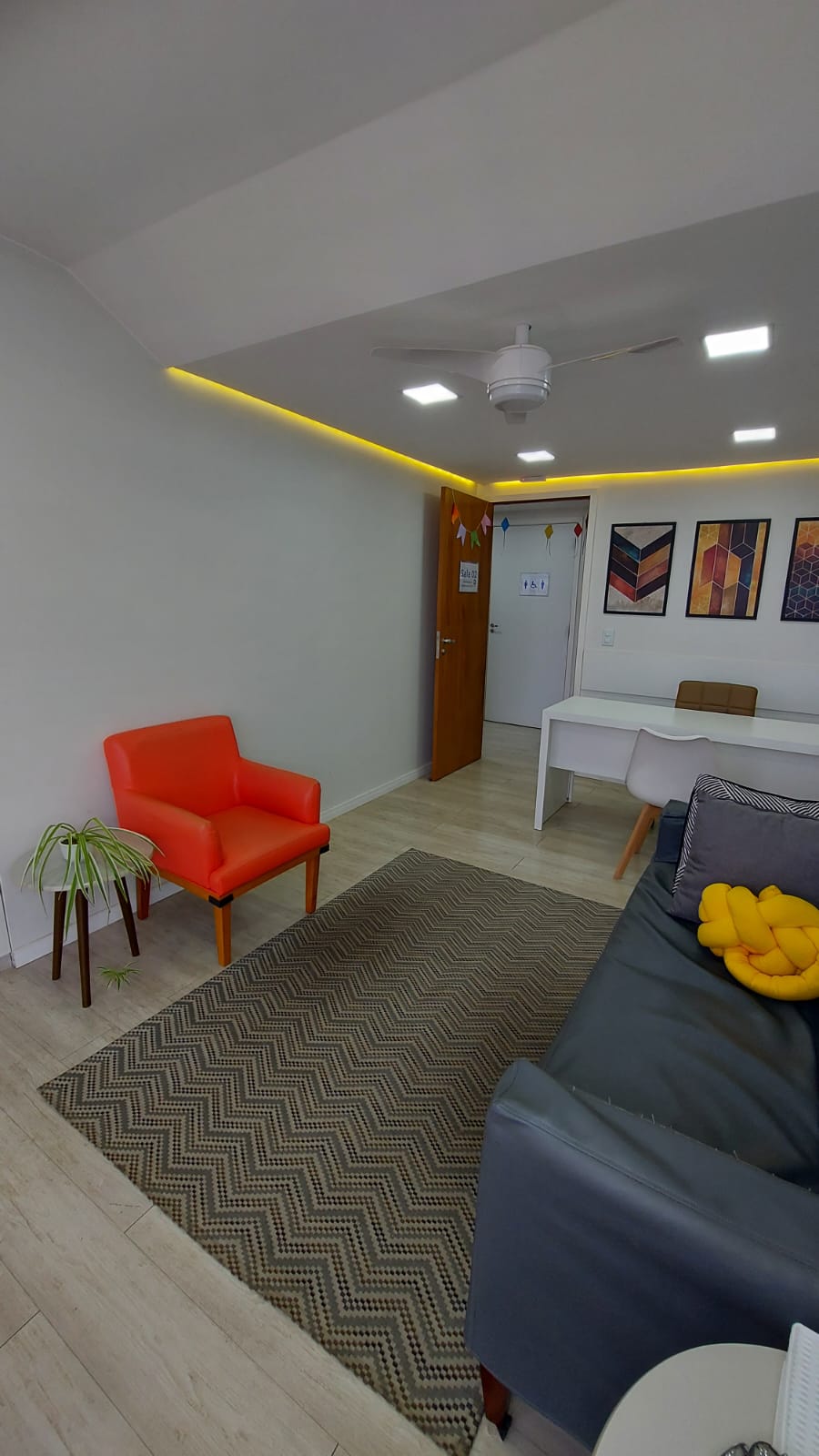 Sala de atendimento — ambiente 1